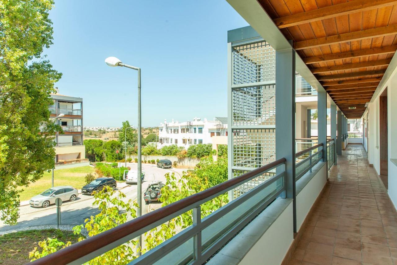 A11 - Marinapark Hill Beach Apartment Лагуш Экстерьер фото